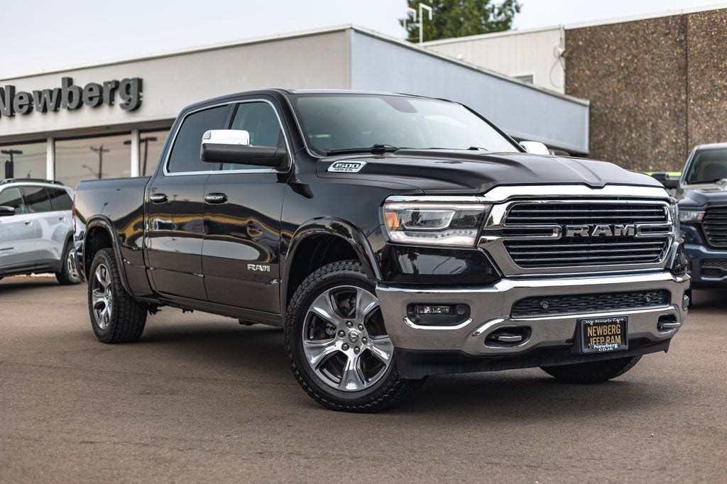 2019 RAM 1500 Laramie Crew Cab 4x4 6'4' Box
