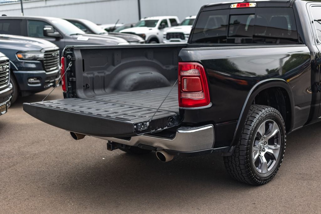 2019 RAM 1500 Laramie Crew Cab 4x4 6'4' Box