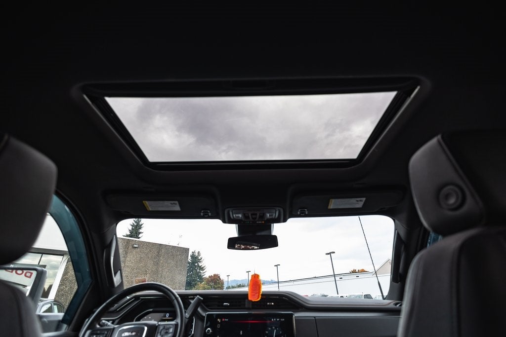 2024 GMC Sierra 2500HD 4WD Crew Cab Standard Bed AT4