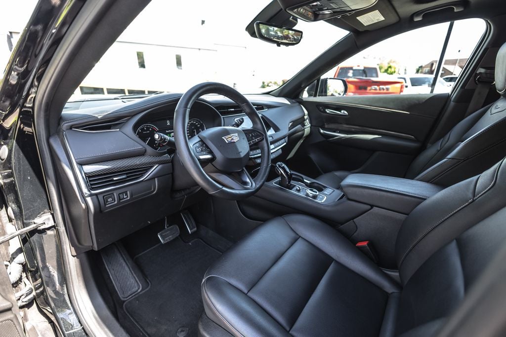 2022 Cadillac XT4 Sport
