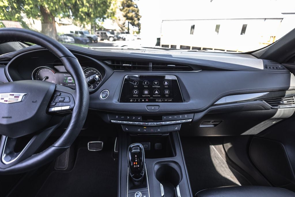 2022 Cadillac XT4 Sport