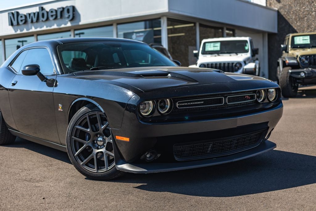 2016 Dodge Challenger R/T Scat Pack