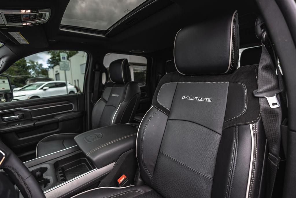 2025 RAM 3500 Laramie Crew Cab 4x4 6'4' Box