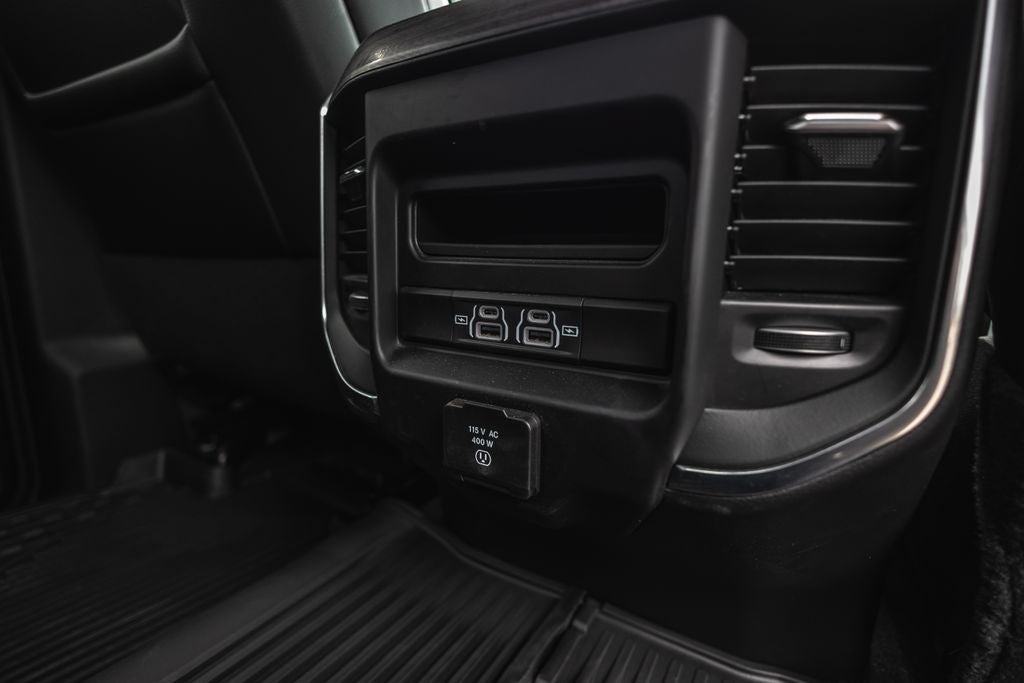 2025 RAM 3500 Laramie Crew Cab 4x4 6'4' Box