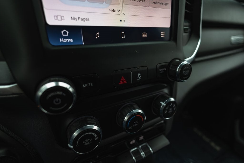 2024 RAM 3500 Big Horn Crew Cab 4x4 8' Box