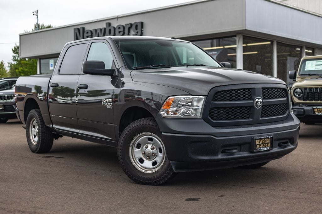 2019 RAM 1500 Classic Tradesman Crew Cab 4x4 5'7' Box