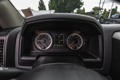 2019 RAM 1500 Classic Tradesman Crew Cab 4x4 5'7' Box