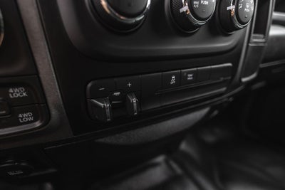 2019 RAM 1500 Classic Tradesman Crew Cab 4x4 5'7' Box