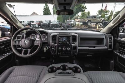 2019 RAM 1500 Classic Tradesman Crew Cab 4x4 5'7' Box