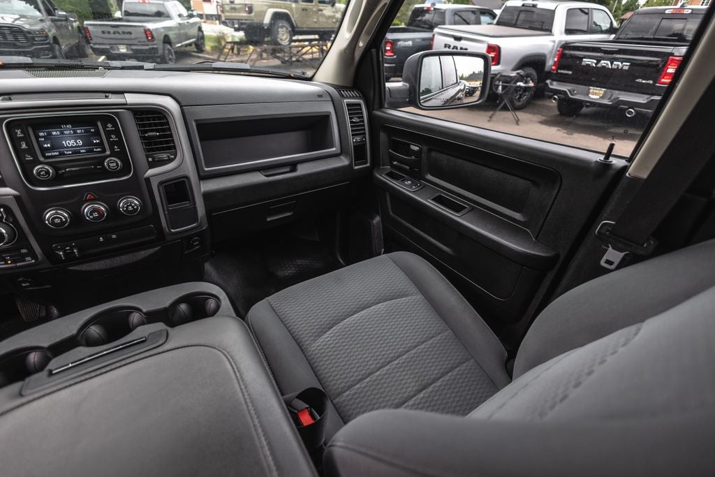 2019 RAM 1500 Classic Tradesman Crew Cab 4x4 5'7' Box