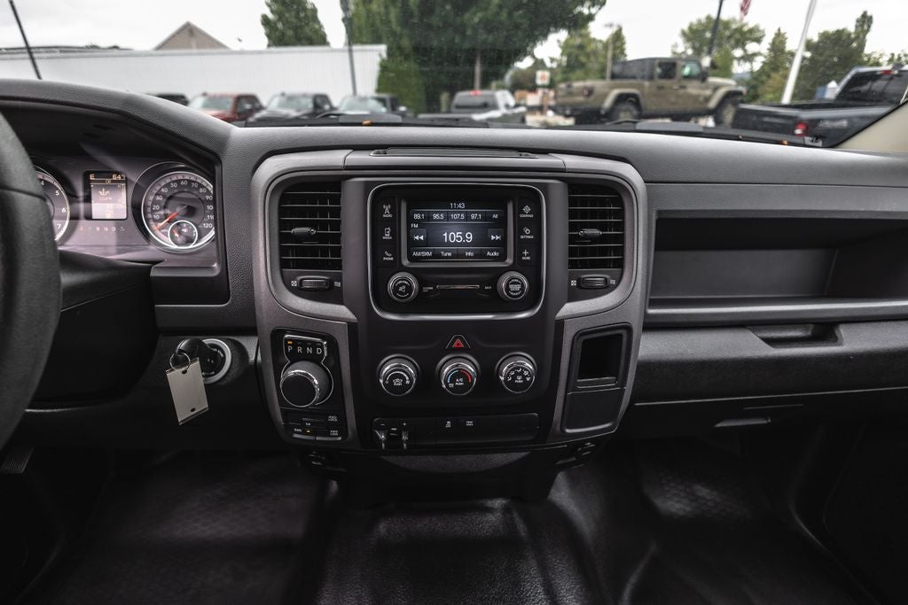 2019 RAM 1500 Classic Tradesman Crew Cab 4x4 5'7' Box