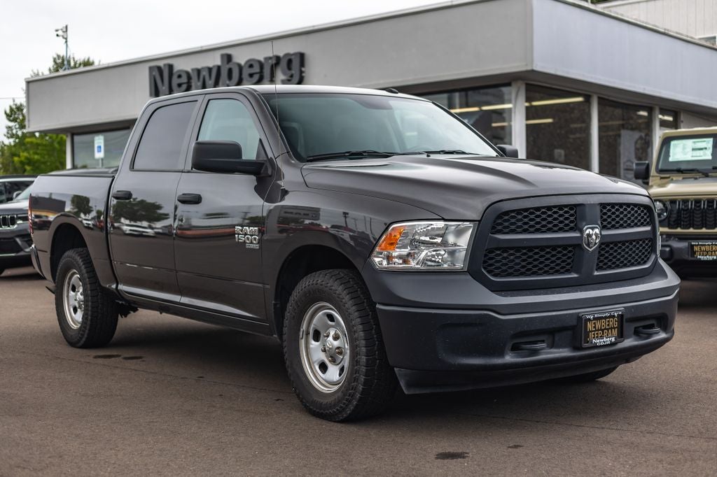 2019 RAM 1500 Classic Tradesman Crew Cab 4x4 5'7' Box