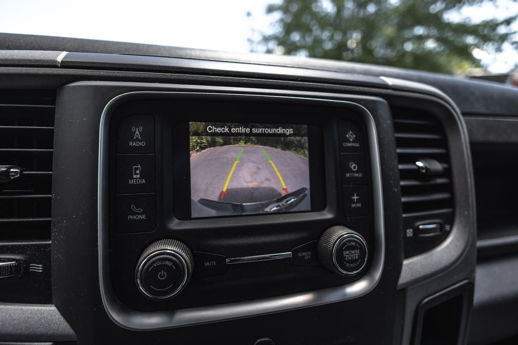 2023 RAM 1500 Classic Tradesman Crew Cab 4x4 5'7' Box