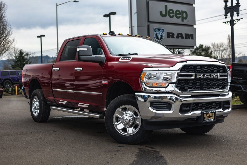 2024 RAM 2500 Tradesman Crew Cab 4x4 6'4' Box