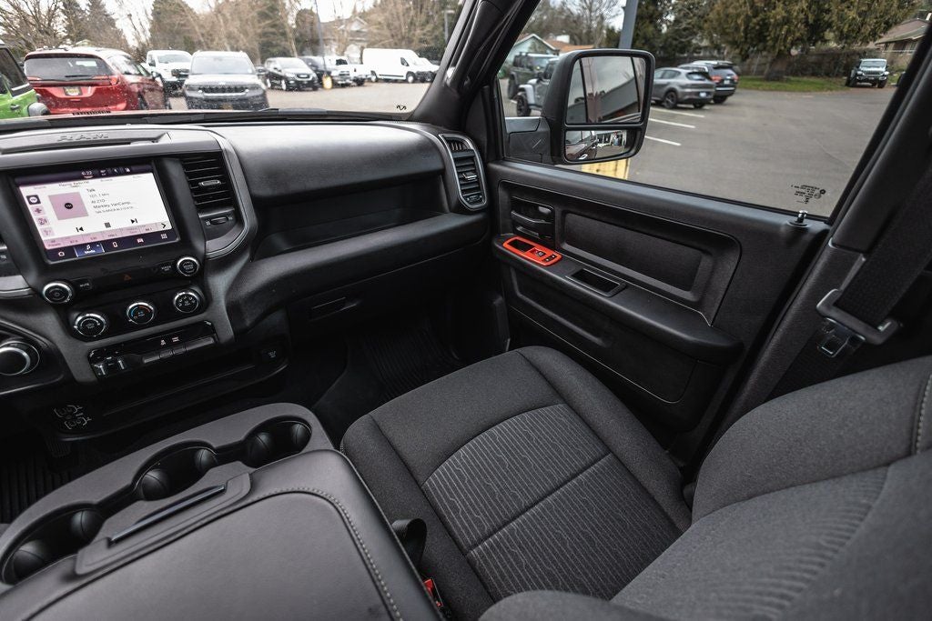 2024 RAM 2500 Tradesman Crew Cab 4x4 6'4' Box