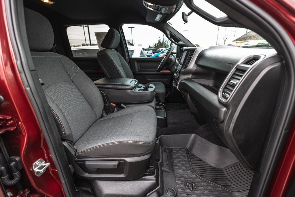 2024 RAM 2500 Tradesman Crew Cab 4x4 6'4' Box