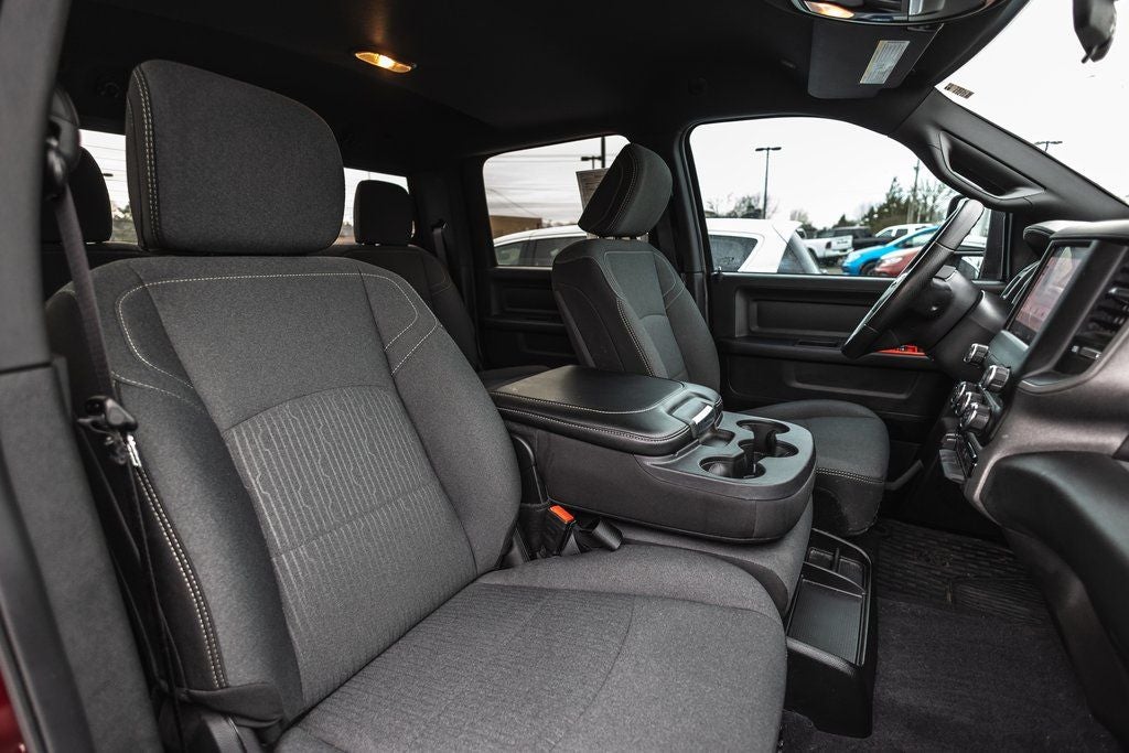 2024 RAM 2500 Tradesman Crew Cab 4x4 6'4' Box