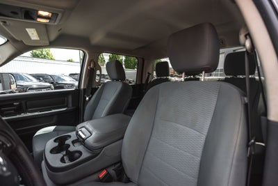 2017 RAM 2500 Tradesman Crew Cab 4x4 6'4' Box