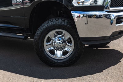 2017 RAM 2500 Tradesman Crew Cab 4x4 6'4' Box