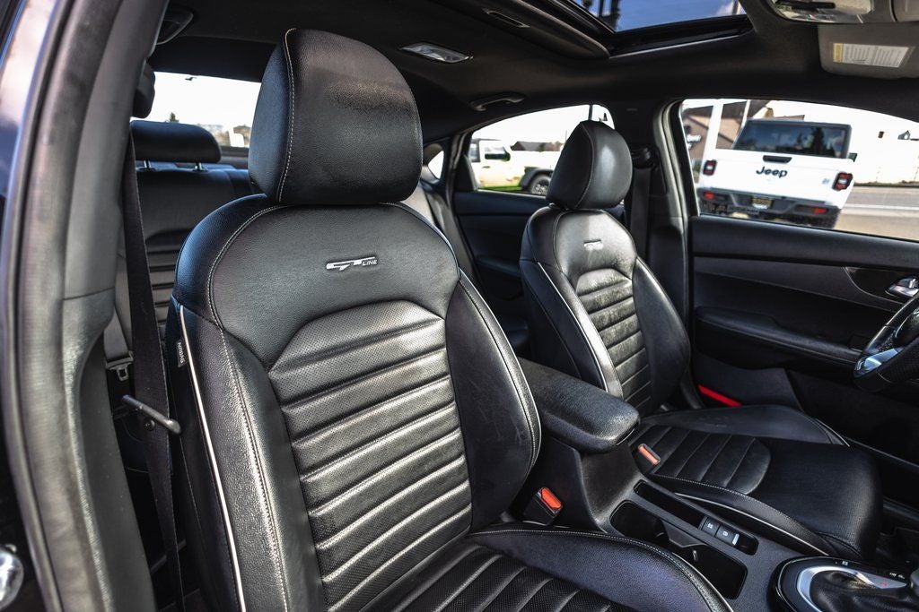 2022 Kia Forte GT-Line