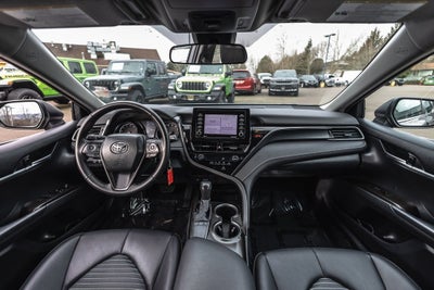 2024 Toyota Camry SE