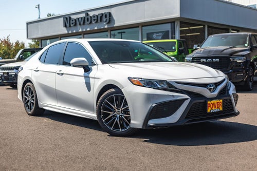 2024 Toyota Camry SE