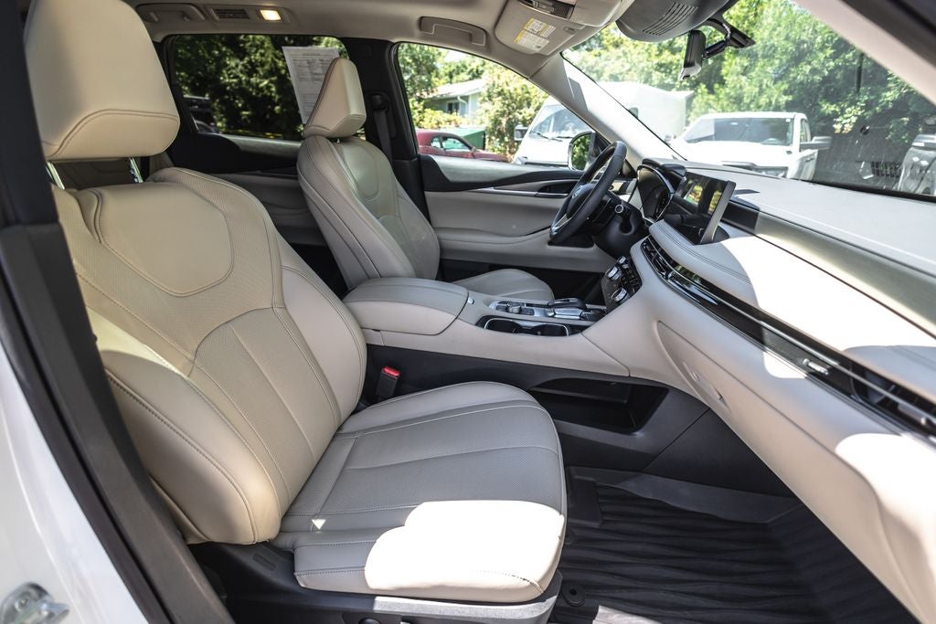 2024 INFINITI QX60 LUXE AWD