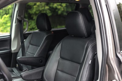 2016 Toyota Sienna SE 8 Passenger