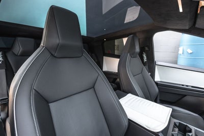 2024 Tesla Cybertruck Cyberbeast