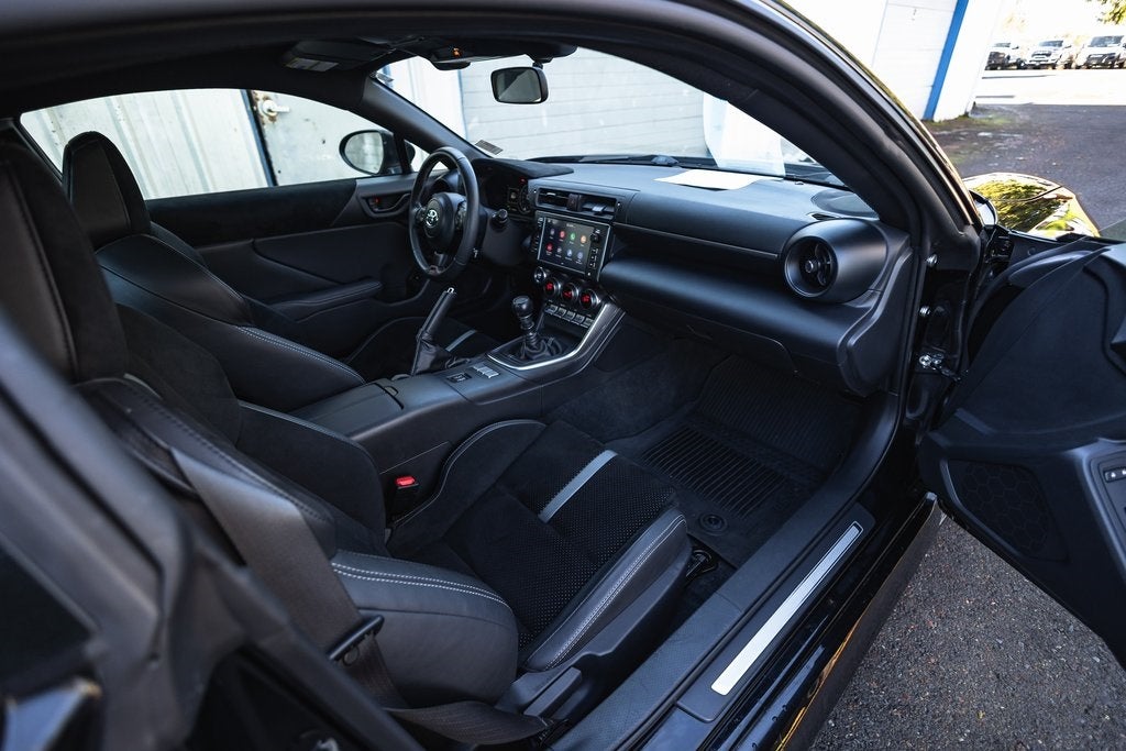 2024 Toyota GR86 Premium