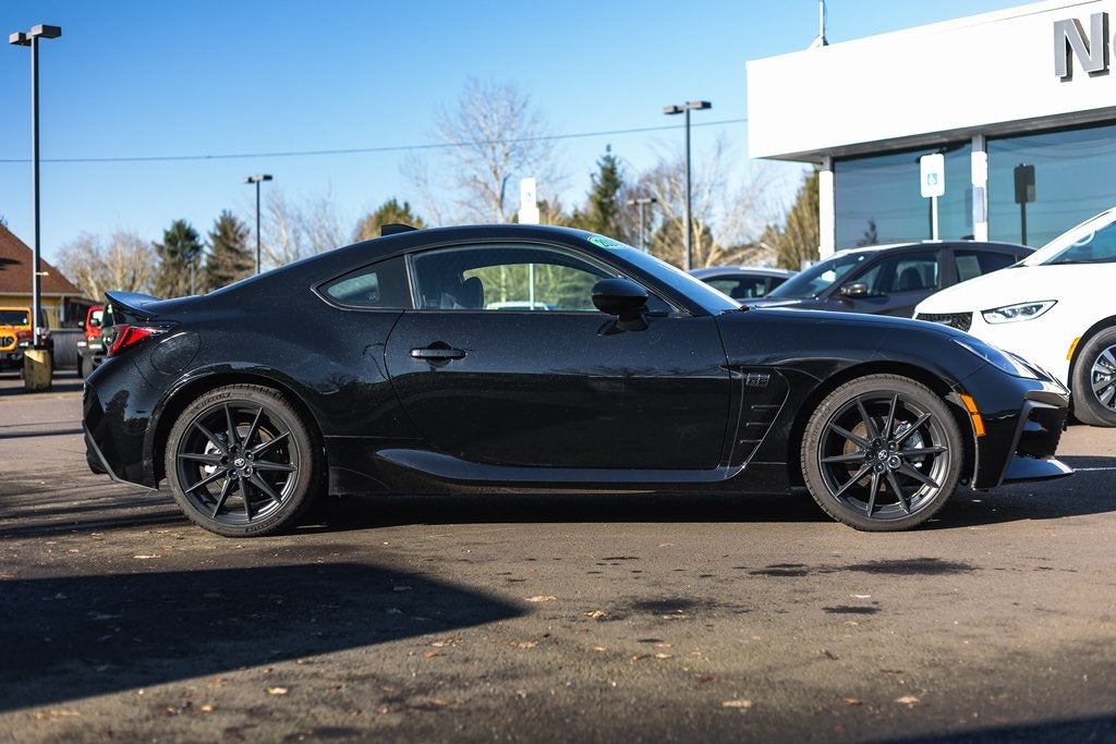 2024 Toyota GR86 Premium