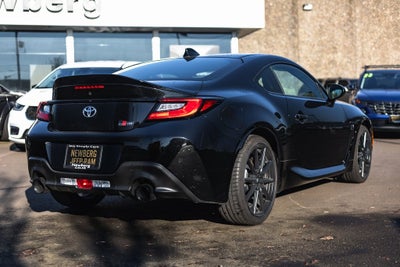 2024 Toyota GR86 Premium