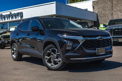 2024 Chevrolet Trax FWD LT