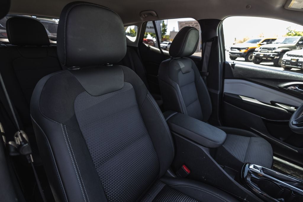 2024 Chevrolet Trax FWD LT