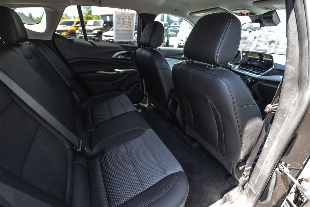 2024 Chevrolet Trax FWD LT