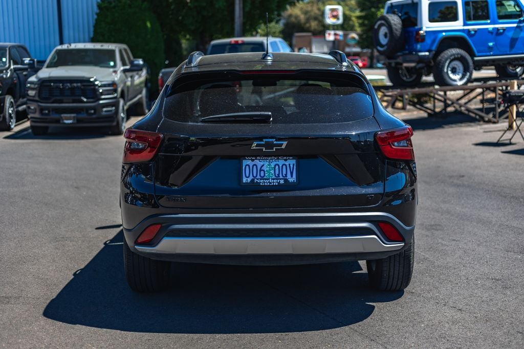 2024 Chevrolet Trax FWD LT