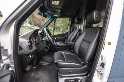 2019 Mercedes-Benz Sprinter 2500 High Roof I4