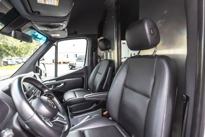 2019 Mercedes-Benz Sprinter 2500 High Roof I4