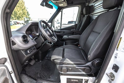 2019 Freightliner Sprinter 3500 High Roof V6