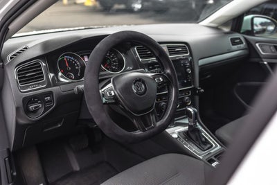 2019 Volkswagen e-Golf SE