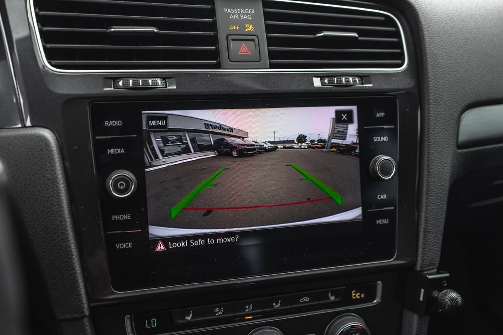 2019 Volkswagen e-Golf SE
