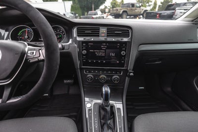 2019 Volkswagen e-Golf SE