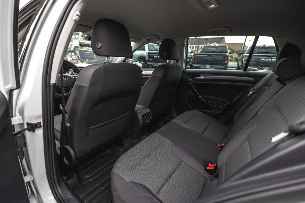 2019 Volkswagen e-Golf SE