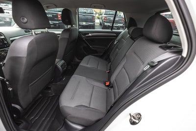 2019 Volkswagen e-Golf SE